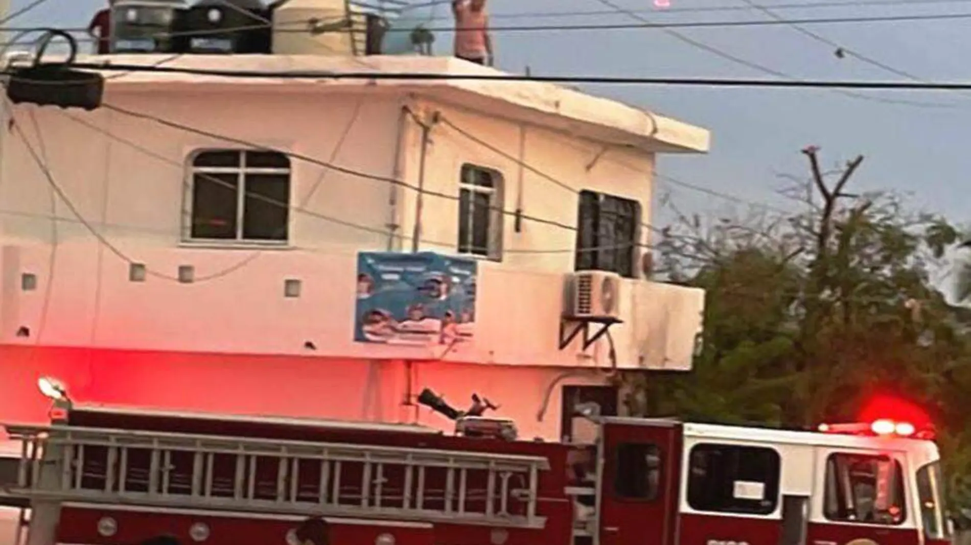 Se Electrocuta en los cabos